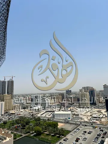 شقة غرفة وصالة | القاسمية (المحطة) | إطلالة مفتوحة | بلكونة | تصميم عملي | موقع مميز | قريب من جميع الخدمات