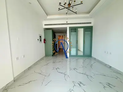 Modern Studio | Balcony | Pool & City Views | Vincitore Benessere, Arjan