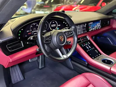 2021 Porsche TAYCAN — миниатюра 15
