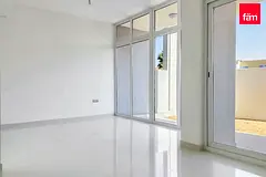 Single Row | 3 Bedroom | Closed to Park