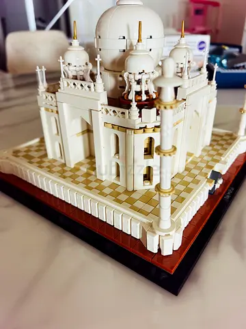 Lego White Architectural Building Block Model (Taj Mahal) - Assembled