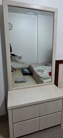 Wooden Dresser with Large Mirror - Light Ash Finish. Dressing table