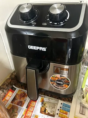Geepas Electric Air Fryer (Used, Good Condition)
