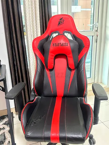 Red  black gaming/office chair and table  - used, good condition