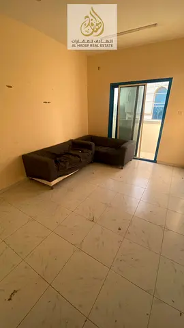 غرفة وصالة للإيجار في الجرف 2 📍 بجوار مطعم الحمادي ✨ بلكونة + سعر مناسب