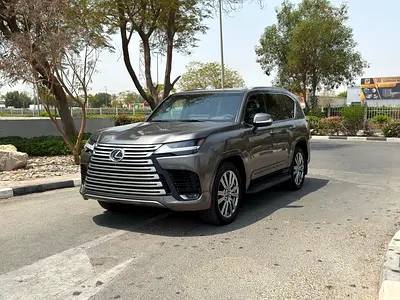 2023 Lexus LX 600 F Sport - American Specs - GCC Resale