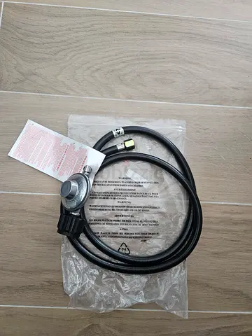 New LPG Gas Regulator with Hose - Compatible Stove Connector