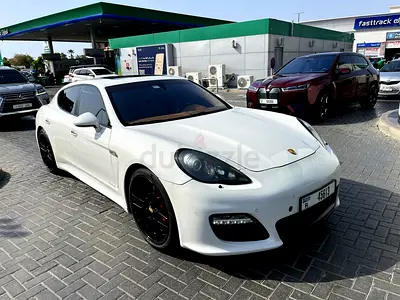 Porsche Panamera 4s