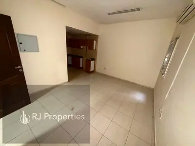 Spacious studio apartment - for families only - separate kitchen