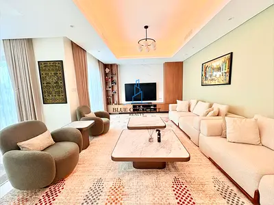 Smart, Sustainable Living | Energy-Efficient Family Retreat in a Vibrant Green Neighborhood | Resale