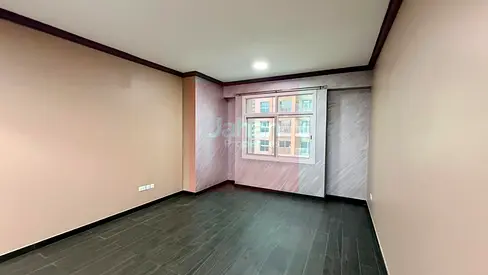 Bright & Spacious 1BR | Covered Parking | Queue Point