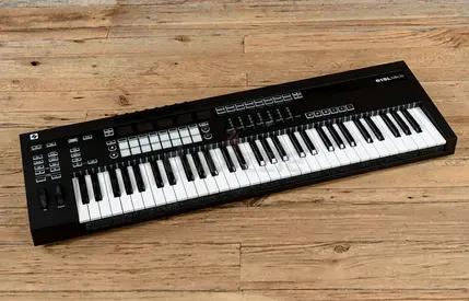 Novation 61SL Mk3 Midi Controller