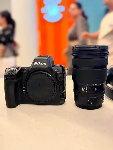 Nikon z8 with  lens for sale