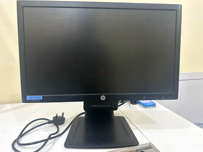 HP 20-inch LCD Monitor with Stand (Good Working Condition)