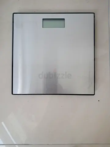 Slim Stainless Steel Digital Bathroom Scale - Excellent Condition