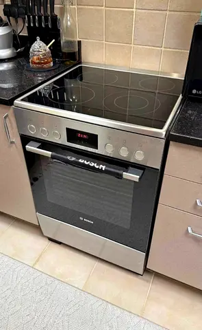 Bosch New Model Electric Cooking range 60cm