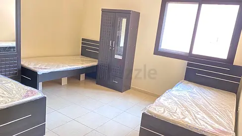 Bed space available monthly rental in silicon gate 1