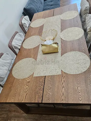Wodden style Dining Table with 6 chairs