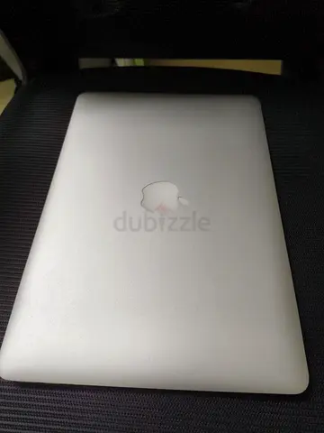 Used Apple MacBook Air 13-inch (Silver) – Good Condition