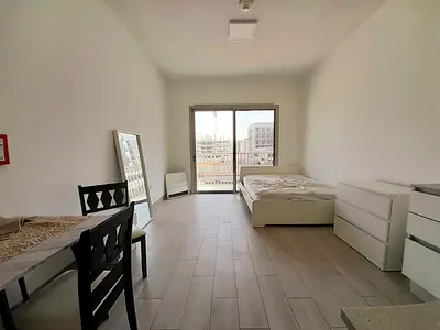 FULLY FURNISH SPACIOUS STUDIO APARTMENT READY TO MOVE GARDEN PARKING FREE ON PRIME LOCATION CONTACT US NOW