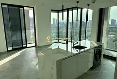 Pool View | Island Kitchen | Smart Home