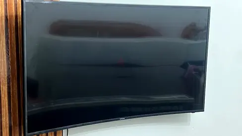 Samsung curved LED TV - 40-43 inch (used)