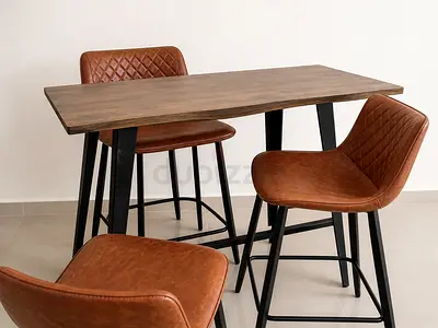 Industrial Bar Table Set – 4 Chairs Included (AED 400) final price