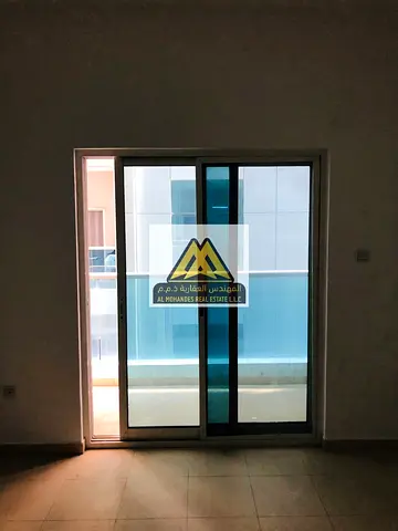 Beautiful apartments now available in an excellent location, suitable for everyone, with maintenance included by the owner. Family-only building.
