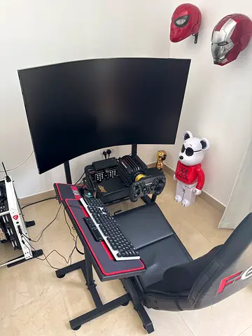 URGENT SALE – FULL SIM RACING SETUP (Fanatec DD + 57” Samsung + Next Level Rig)