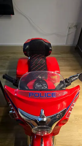 El3ctric car- Red Ride-On Police Motorcycle for Kids — Electric, Good Condition