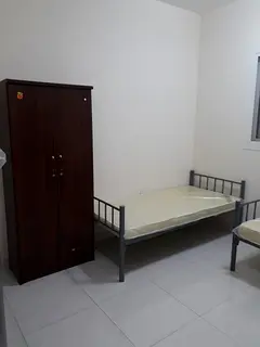 LADIES BED SPACE - NEAR AL MADINA SHOPPING CENTRE