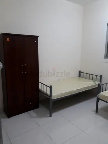 LADIES BED SPACE - NEAR AL MADINA SHOPPING CENTRE