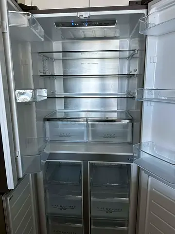Hisense French door fridge  freezer
