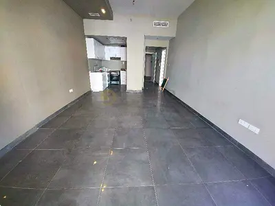 Chiller Included- Kitchen Appliances- Pets Friendly - No Agents