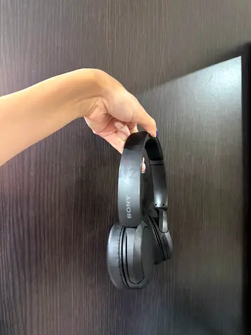 Sony WH CH5290 Wireless On-ear Headphones (used) - Good Condition