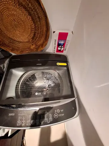 LG Top-load Washing Machine - Good Working Condition - 10 YRS WARRANTY