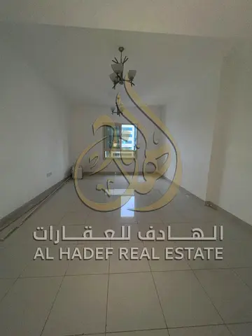 شقة 3 غرف وصالة للإيجار في الخان مع بلكونة وتكييف مركزي و4 حمامات وجيم ومسبح وباركن مجاني ودفعات مرنة