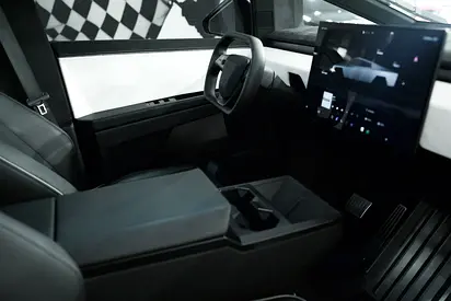 صورة 10 لـ 2024 Tesla CYBERTRUCK