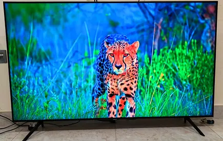 Samsung 55 TU8000 Crystal UHD 4K Smart TV – Perfect Working Condition