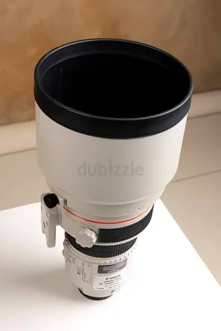 CANON EF 200MM F/1.8L USM WORLD’S FASTEST