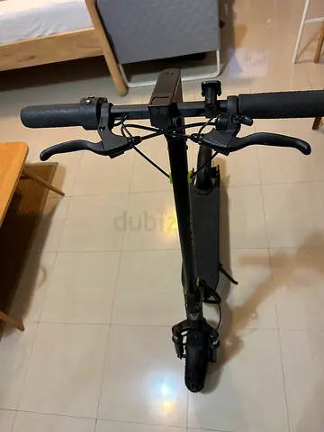 New electric kick scooter never used  — foldable city scooter