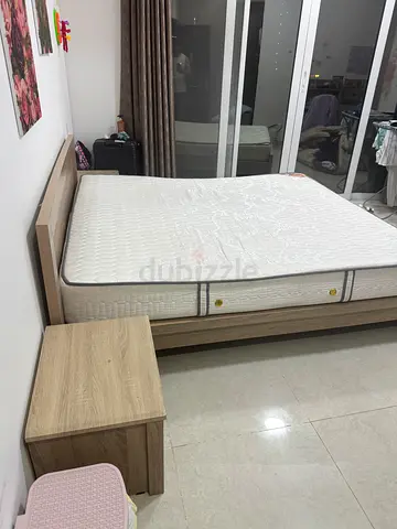 Queen wooden platform bed frame with mattress and matching nightstand - good condition x 2 side tabl