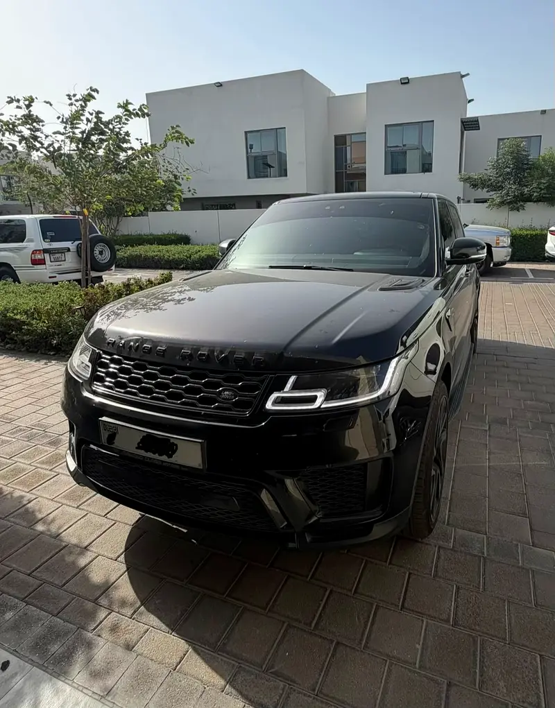 Land Rover Range Rover Sport 2018 — photo 1 of 4
