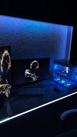 Gaming pc with keyboard and mouse and one monitor