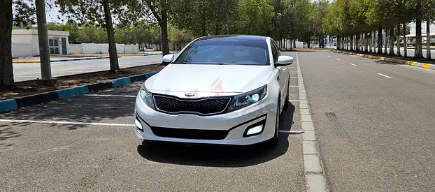 Non Accident ,Full Option (No.1) Sunroof- Kia Optima 2015 GCC Specs 4-Cylinder Eco. -Great Clean car