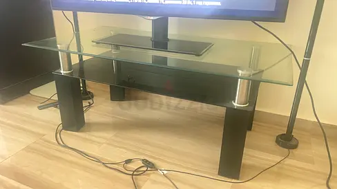Coffee table / Glass TV Stand / Good Condition