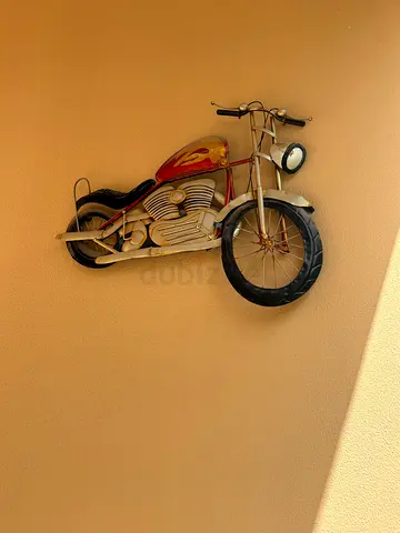 Vintage-style Metal Motorcycle Wall Decoration - Large