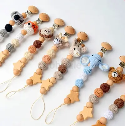 Pacifier clip