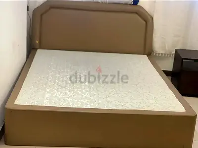Queen size upholstered bed frame with headboard (beige)
