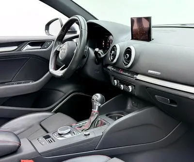 2020 AUDI S3 照片 13